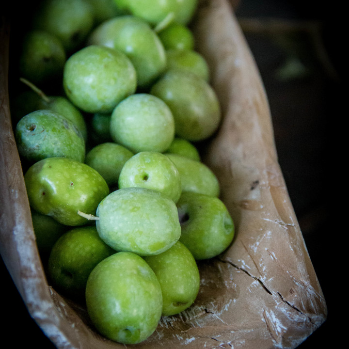 Olio e olive, condimento, medicina, bellezza e magia